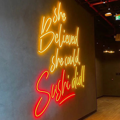 Lâmpada de LED personalizada com alimentação por adaptador