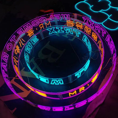 Decoração de casa Rich Colors LED Ring Neon Sign Light com letras de neon personalizadas montadas na parede