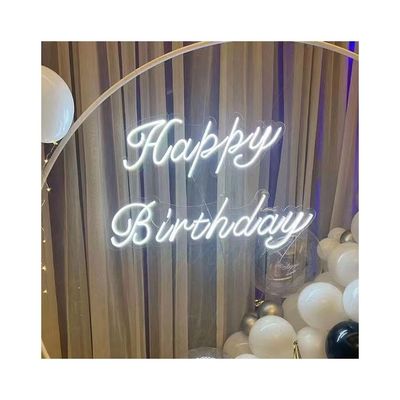 Letras artesanais LED sinal de luz de néon para decoração de casamento personalizada em estilo contemporâneo