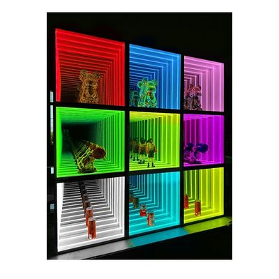 Caso de exibição de espelho de vidro LED de cores personalizáveis para cabine de vinho personalizada de estilo moderno