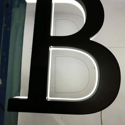 Sinalização retroiluminada de aço inoxidável Display de letras 3D personalizável para logotipos eletrônicos de empresas