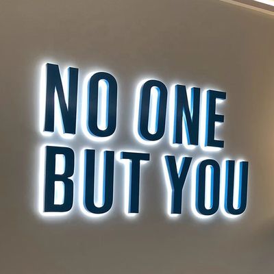 Sinalização de hotéis ao ar livre LED personalizada letras acrílicas iluminadas para cores personalizadas