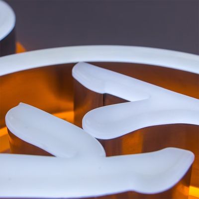 Logotipo personalizado Caracteres luminosos com iluminação de tira LED acrílica de aço inoxidável