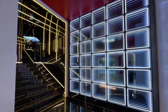 Reprodutor de vídeo animado 3D Infinity Mirror Hologram Light Box com instalação pendurada