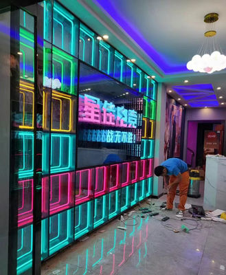 Instalação parafusos fixação / pendurar Holograma 3D Fã Mágica Infinity Mirror Light Box